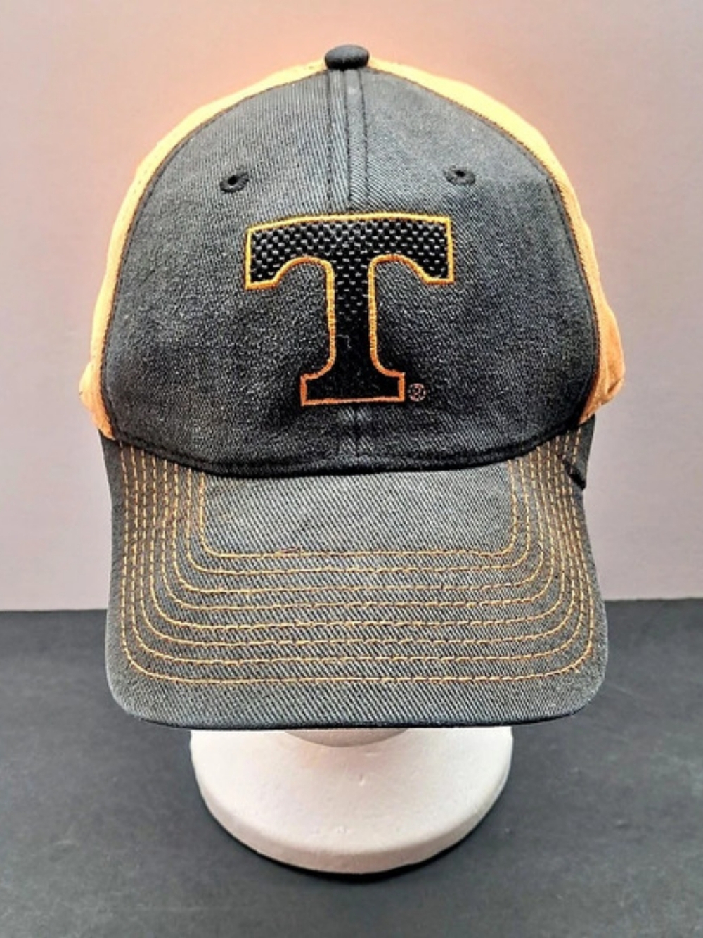 Vintage Y2K Tennessee Volunteers Hat Signature Brand.  Adjustable Strapback Cap